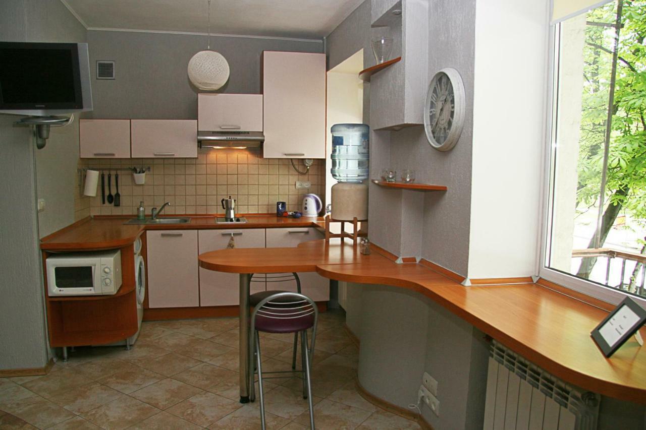 Great View Apartaments Near Lavra Kyiv Exterior photo
